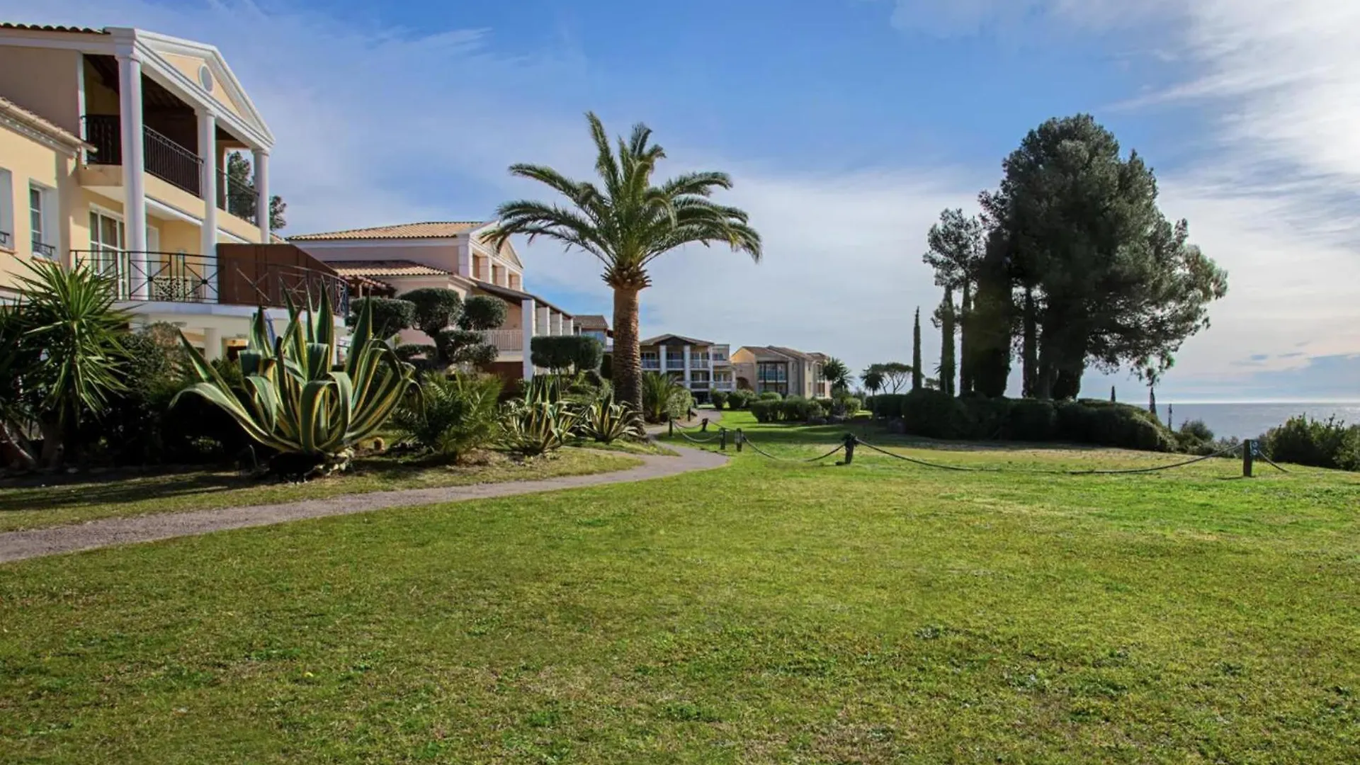 Cozy Apartment In Agay With Stunning Views Saint-Raphaël